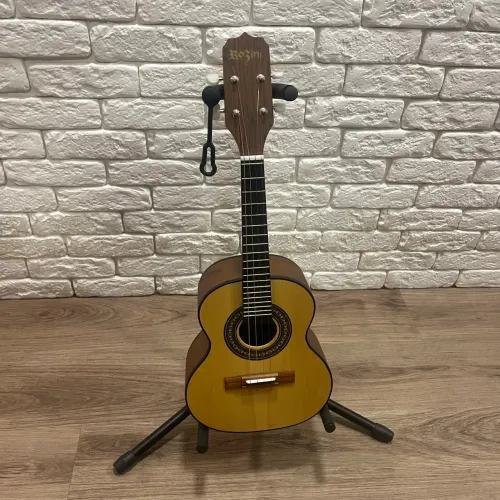 Cavaquinho rozini cordas de aço acompanha capa/garantia e afinador digital 