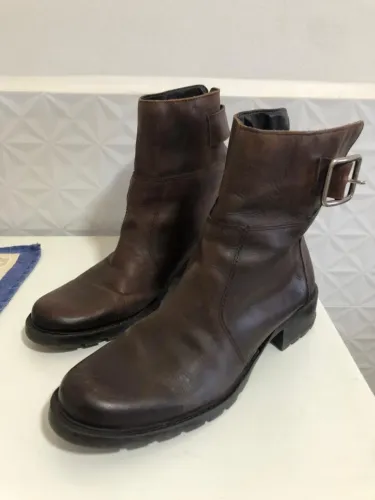 Bota couro legitimo 37