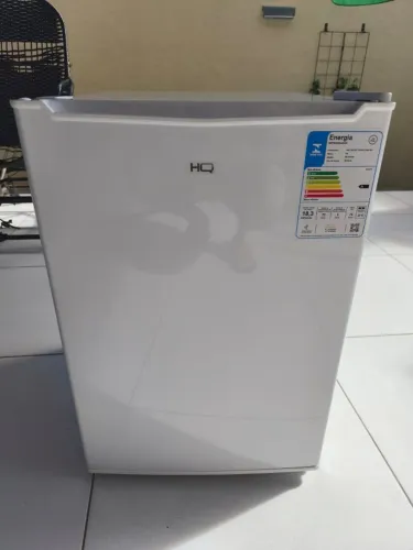 FRIGOBAR/GELADEIRA HQ 70L BR HQ-70FB 220V