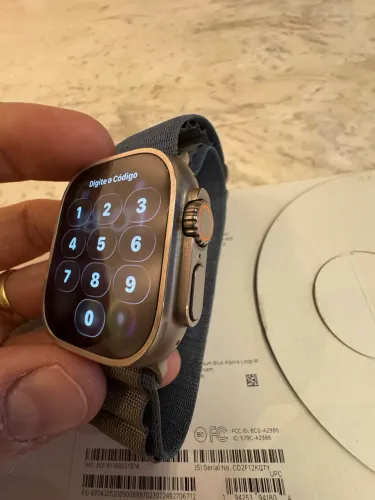 Apple Watch Ultra 2 titânio 49mm