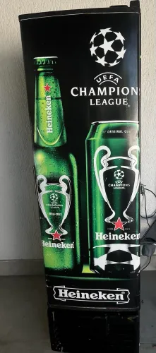     Cervejeira Estilo Slim Funcionando 