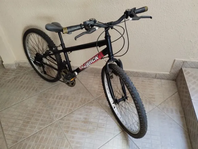 Bicicleta mini mountain bike aro 24 c/ 18 marchas semi nova
