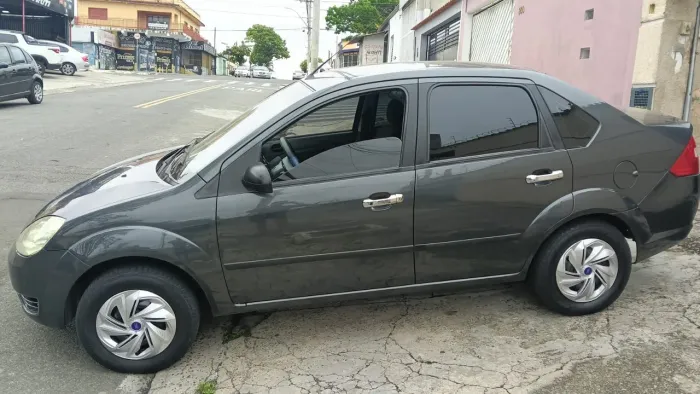 Ford Fiesta Sed. Personnalite 1.0 8V 4P 2005