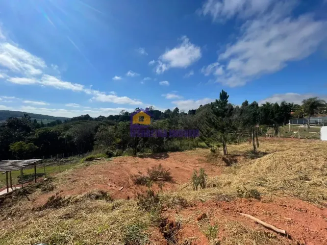 Ibiúna, terreno em condomínio de alto padrão com linda vista