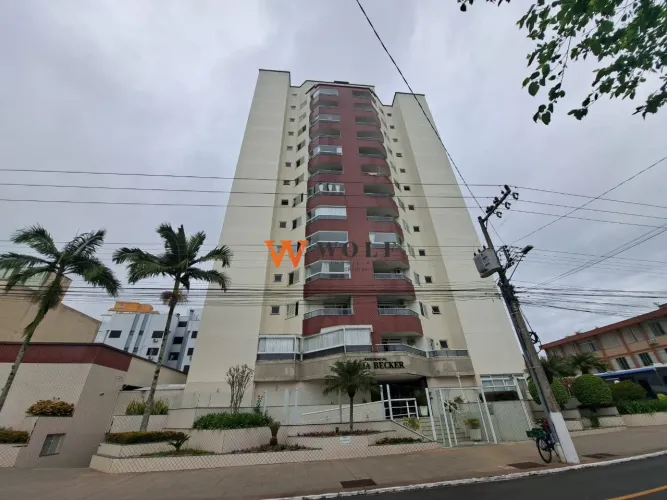 Apartamento 04 dormitórios sendo 02 suítes - 150m²- Bairro Estreito- Florianópolis/SC