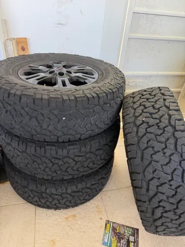 Jogo de PNEU AT ROADCRUZA RA1100 275/70 R17