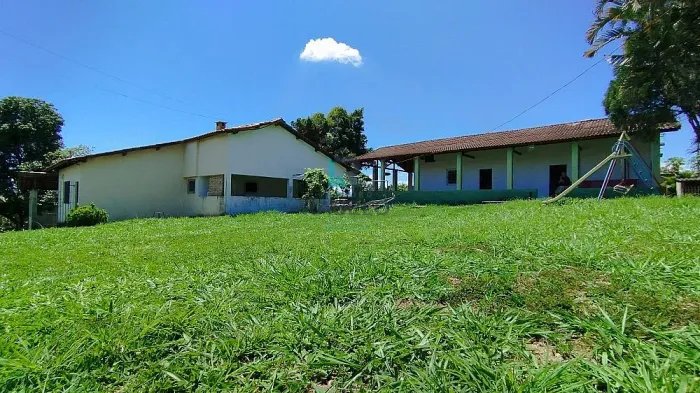 CHÁCARA COM 2 CASAS NA COLÔNIA DO PIAGUI EM GUARATINGUETÁ-SP