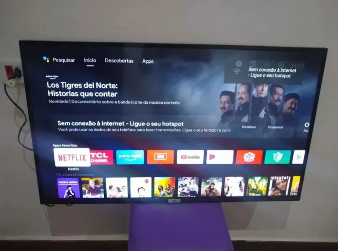 Vendo tv smart 43 polegadas Android impecável funcionando perfeitamente sem detalhes