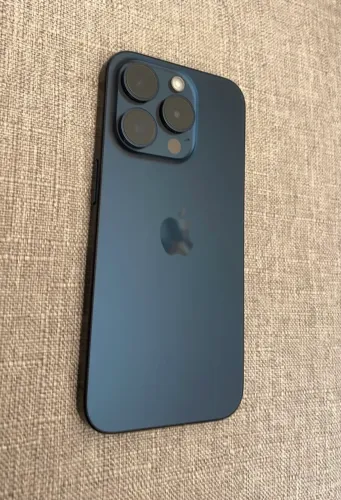 iPhone 15 pro 256GB