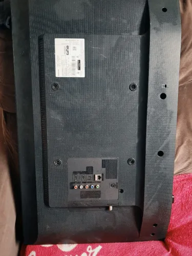 TV Samsung 32 polegadas pra tirada de peça 