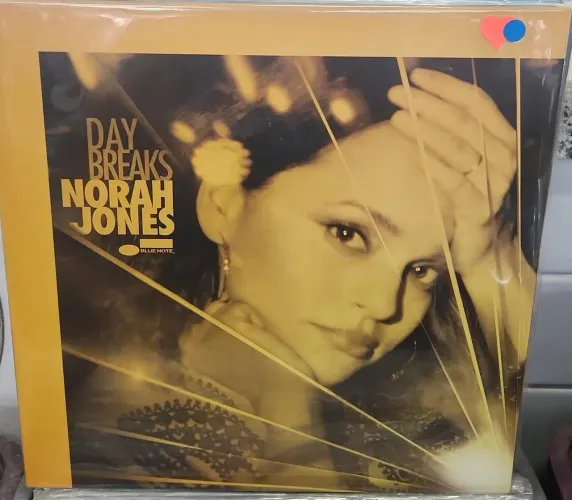 LP IMPORTADO NORAH JONES LACRADO - DAY BREAKS
