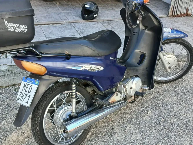 Vende-se Honda biz 2005