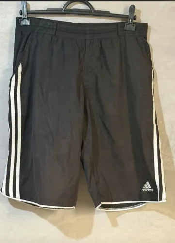 Bermuda adidas P