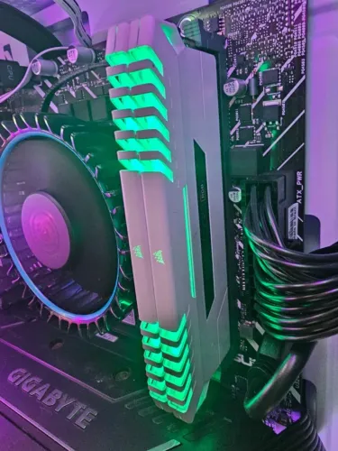 CPU Gamer i5 12400f. 16gb, Nvme 1tb RTX Garantia de 1 ano, na caixa, pronto para uso