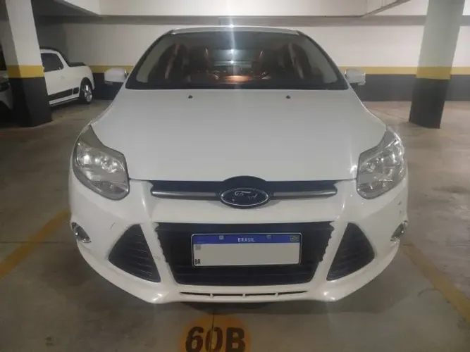 Ford Focus 1.6 S/se/se Plus Flex 8v/16v 5P 2015