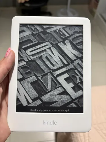 Kindle 10° geração+ 2 capinhas+ cabo carregador