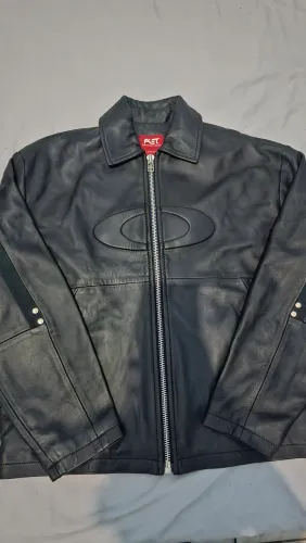 JAQUETA LEATHER OAKLEY x PIET