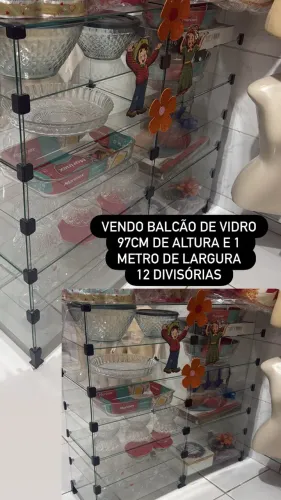 Balcão de vidro 12 divisorias 