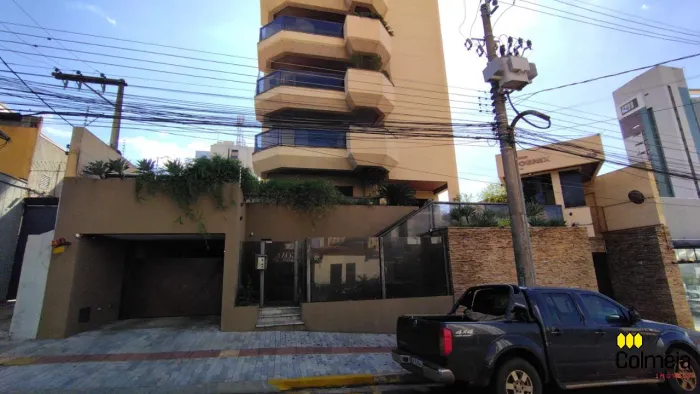 Apartamento Ed. Phoenix - 03 suítes