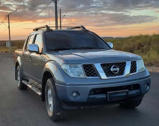 Nissan Frontier LE CD 4X4 2.5 TB Diesel Aut. 2011