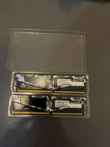 Memoria Team Group T-Force Vulcan 8gb DDR4 3000mhz