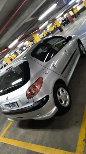 Peugeot 206 Selection/ Sensation 1.0 16V 5P 2005
