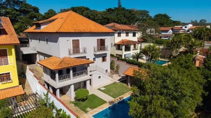 Casa de condomínio para venda com 488 metros quadrados com 5 quartos