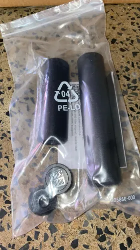 Kit de Punhos RockShox para Trava Remota - NOVO / SEM USO