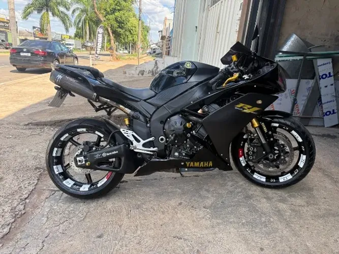 Motos Yamaha YZF 2008 no Brasil