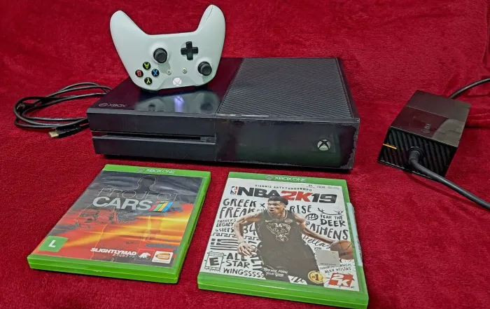 Xbox ONE FAT 500GB + 02 Jogos - Pronta Entrega Sorocaba/Votorantim - Parcelo em até 18x