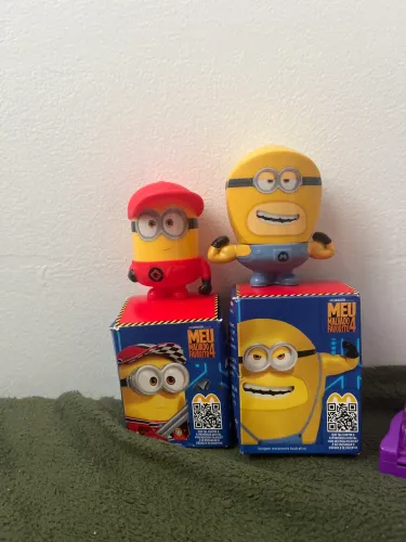 Coleção McDonald?s meu malvado favorito e divertidamente 