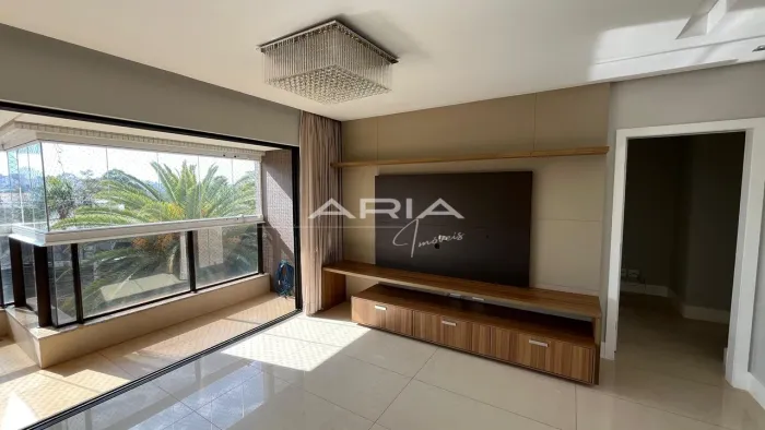 Apartamento à venda no Torre Madri na Gleba Palhano, Londrina PR