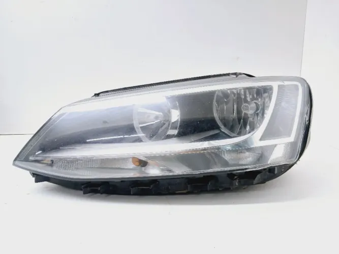 Farol Esquerdo Vw Jetta Tsi 1.4 2016 2017 P/ Recuperar  Esquerdo/motorista
