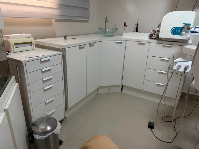 Móvel odontológico + carrinho