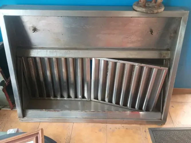 Coifa Industrial Completa com Motor WEG, Exaustor e 5m de Dutos