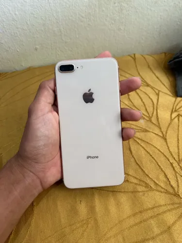iPhone 8 Plus