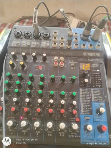 Vendo mesa Yamaha MG 10 XU Semi nova