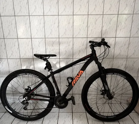 Bicicleta RAVA aro 29 câmbio Shimano