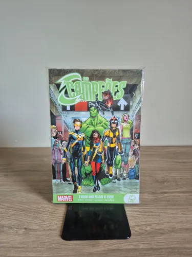 HQ Os Campeões (O Mundo Ainda Precisa de Nós)