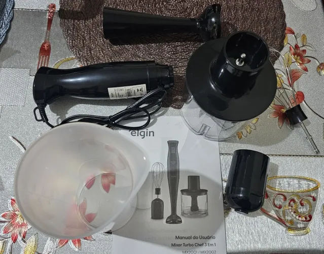 Mixer Vertical Turbo Chef Elgin 3 em 1 200W Preto 110v