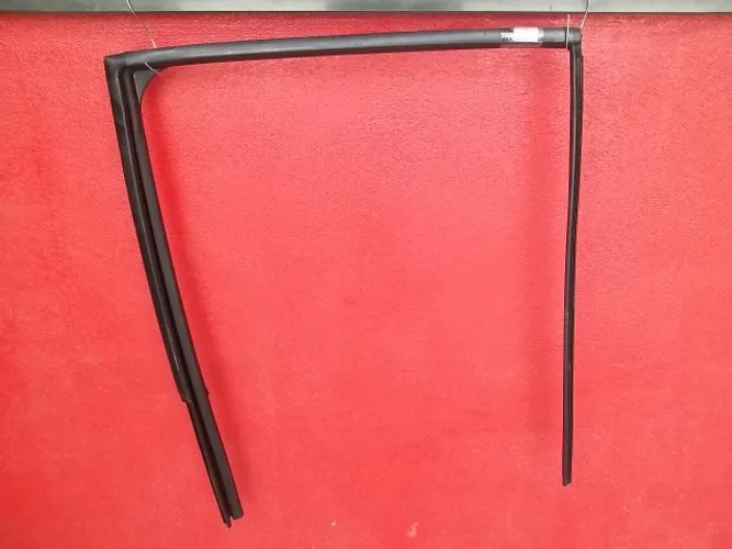 Borracha Canaleta Porta Traseira Esquerda Chery New Qq 2018