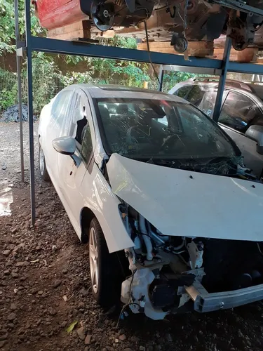Sucata Peugeot 408 2.0 automático Griffe