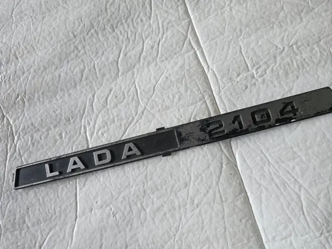 Lada emblema 2104 peça usada original