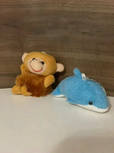 Macaco e Golfinho de pelúcia / chaveiro