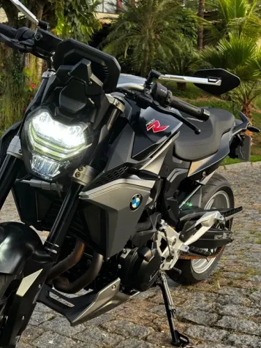 F900 R 2023 (MENOR VALOR PAÍS) 4.000KM RODADOS