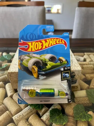 Hot Wheels  Salt Shaker 2017 