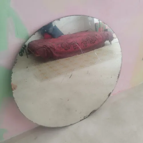 Espelho redondo usado