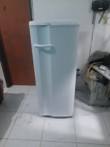 Vende-se geladeira Electrolux 