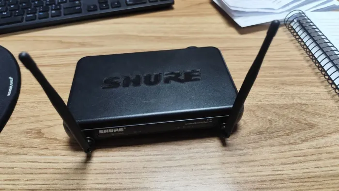 Receptor Shure SVX4 - Sistema de Microfone Sem Fio