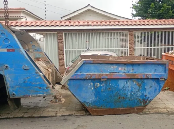 Entulhos aluguel de coletora intulho cacapa Cuba caixa 